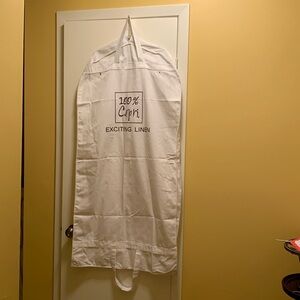 100% Capri Garment Travel Bag